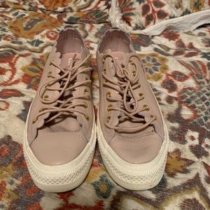 New blush leather scalloped Converse